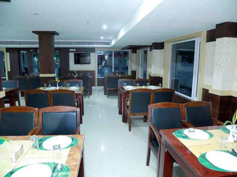 Thachaparambil Residency Hotel Alappuzha Exterior photo
